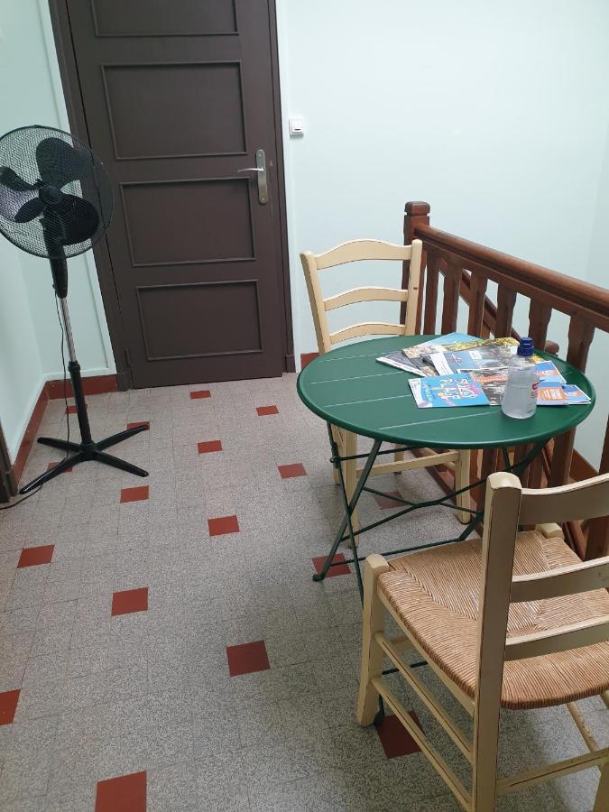 Les Geraniums Sullylois Apartment Екстериор снимка
