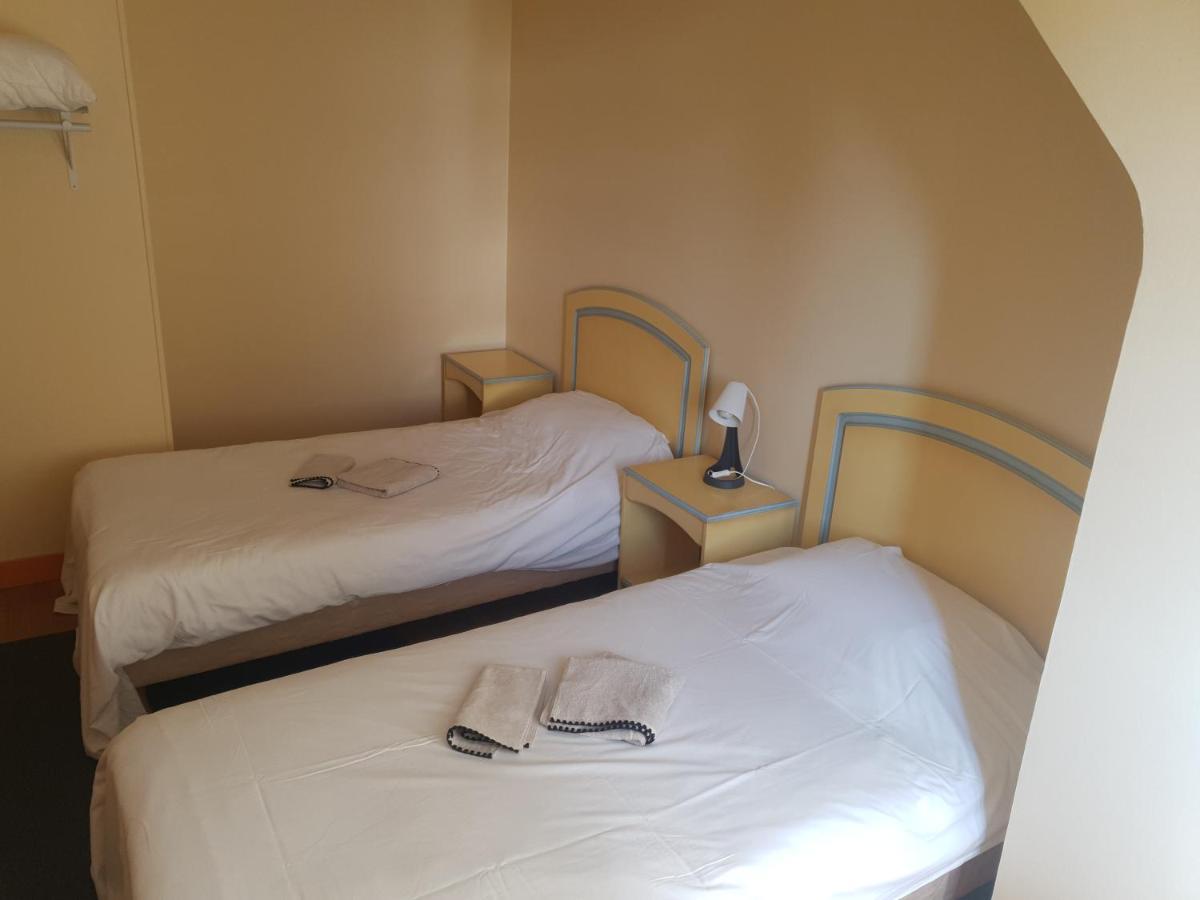 Les Geraniums Sullylois Apartment Екстериор снимка